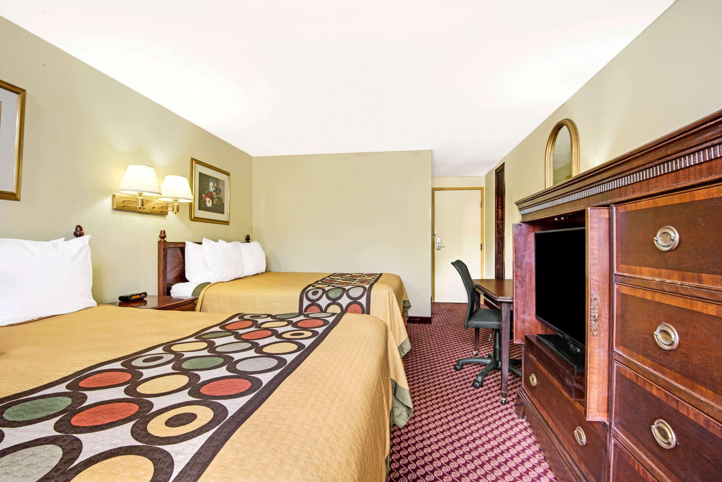 Baymont Inn & Suites By Wyndham Liberty Eksteriør billede