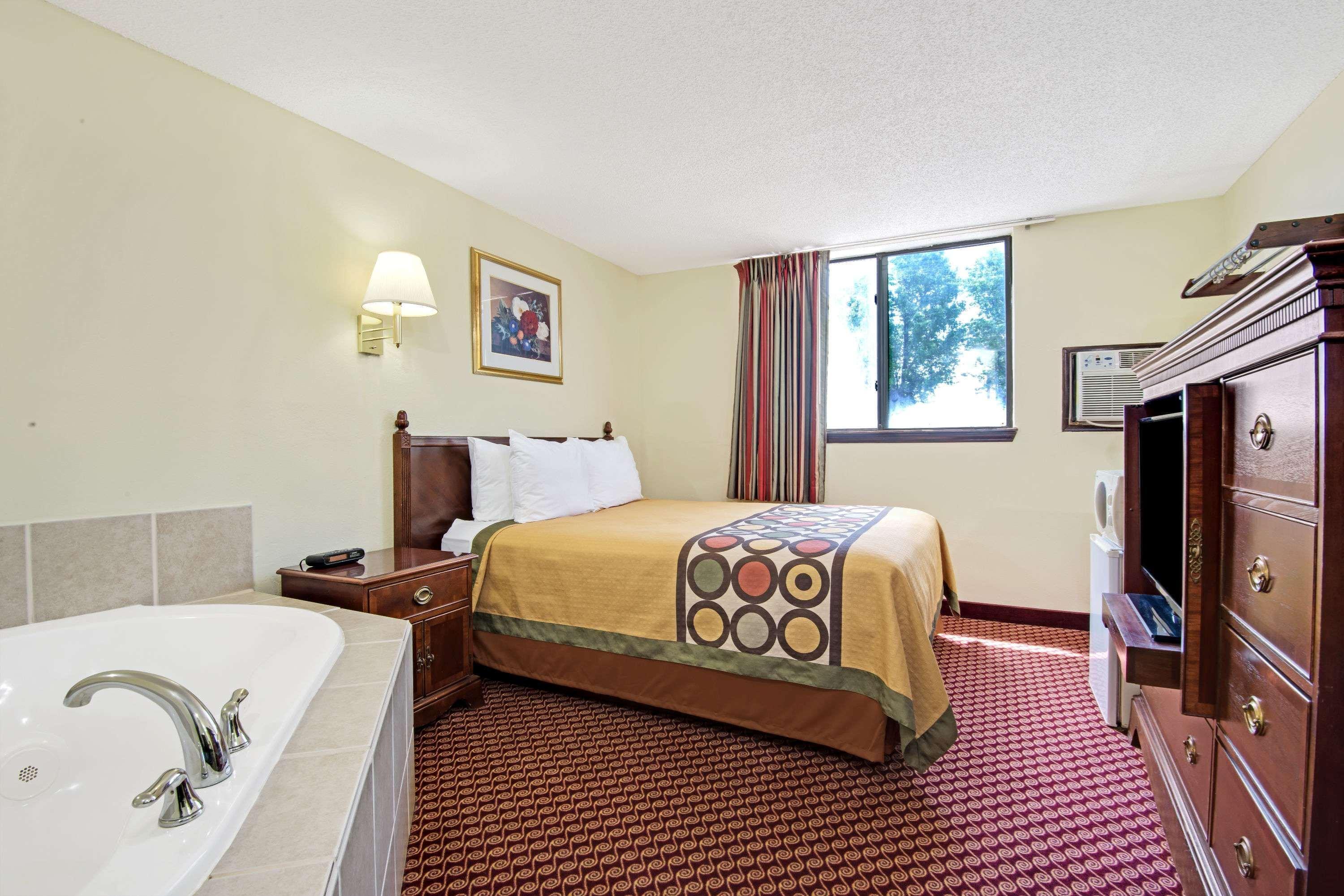 Baymont Inn & Suites By Wyndham Liberty Eksteriør billede