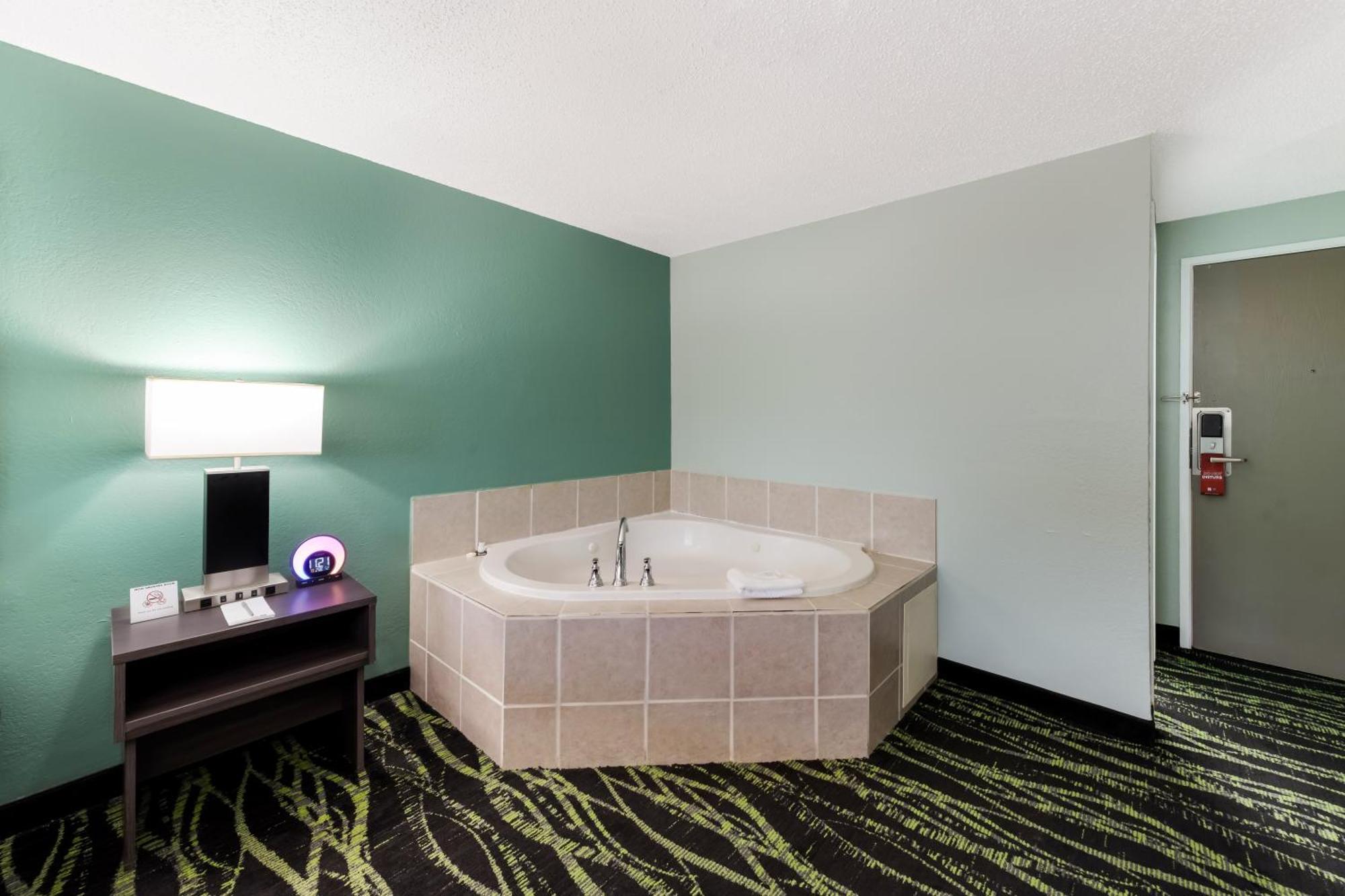 Baymont Inn & Suites By Wyndham Liberty Eksteriør billede