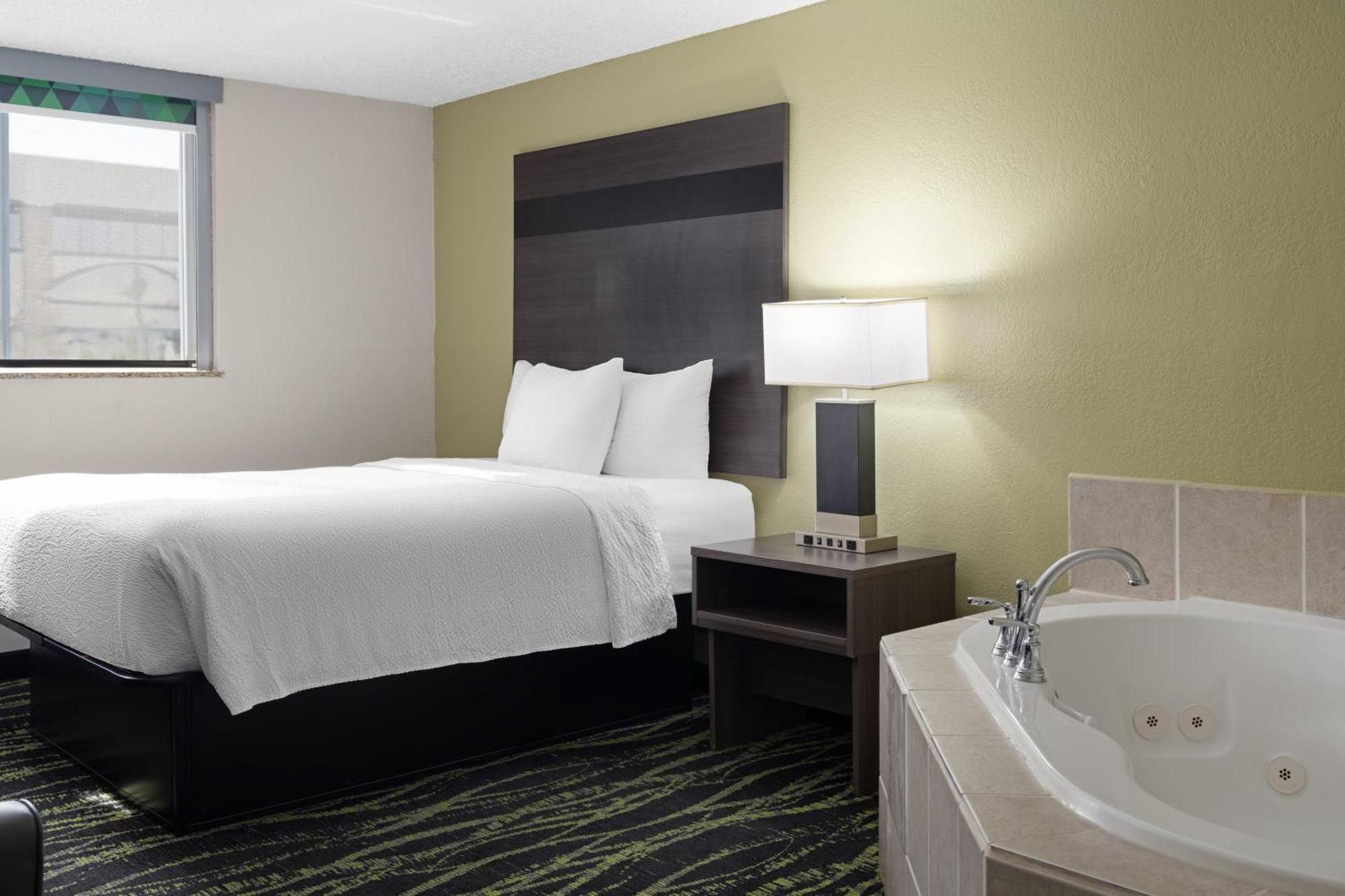 Baymont Inn & Suites By Wyndham Liberty Eksteriør billede