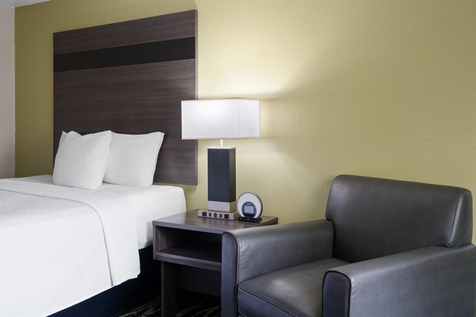 Baymont Inn & Suites By Wyndham Liberty Eksteriør billede